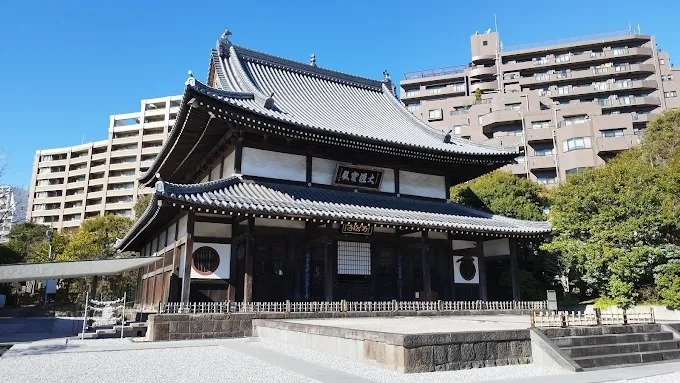 Zuishoji Temple - View 1