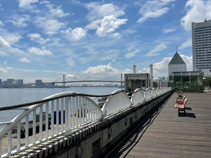Takeshiba Deck (Boardwalk)